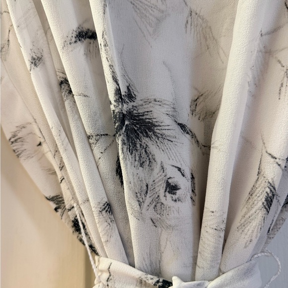 White House Black Market Floral Long Sleeve Dress Size Small - Picture 9 of 9